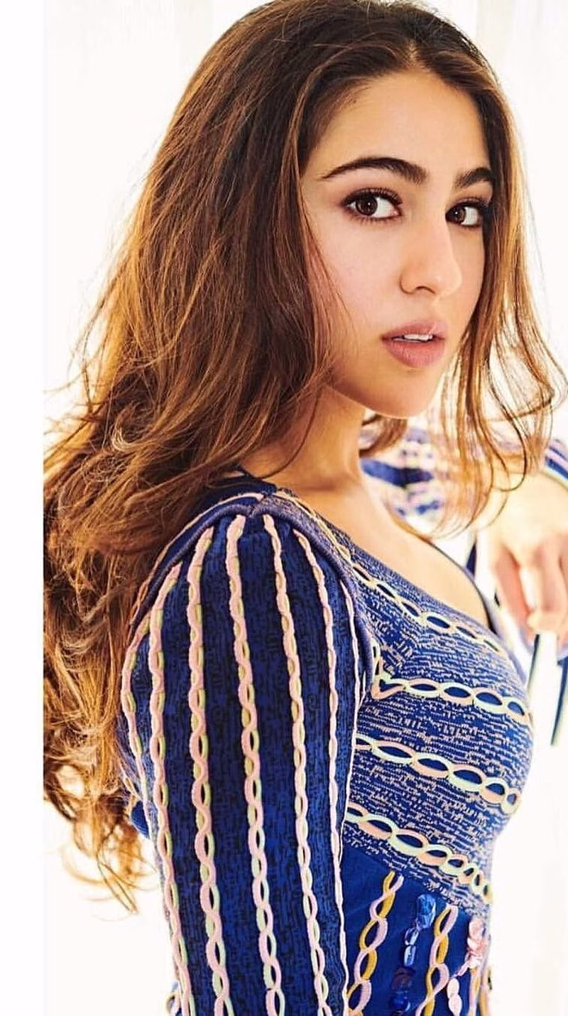 HD-wallpaper-sara-ali-khan-sara-ali-khan-bollywood-actress-2