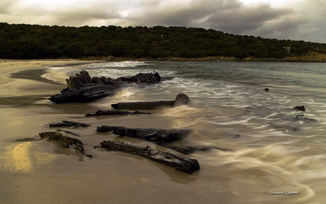 HD-wallpaper-sardinia-coast-microsoft-official-windows-theme-11