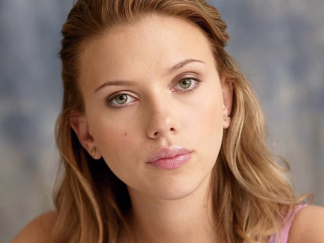 HD-wallpaper-scarlett-johansson-babe-model-actress-american-woman-sexy-3