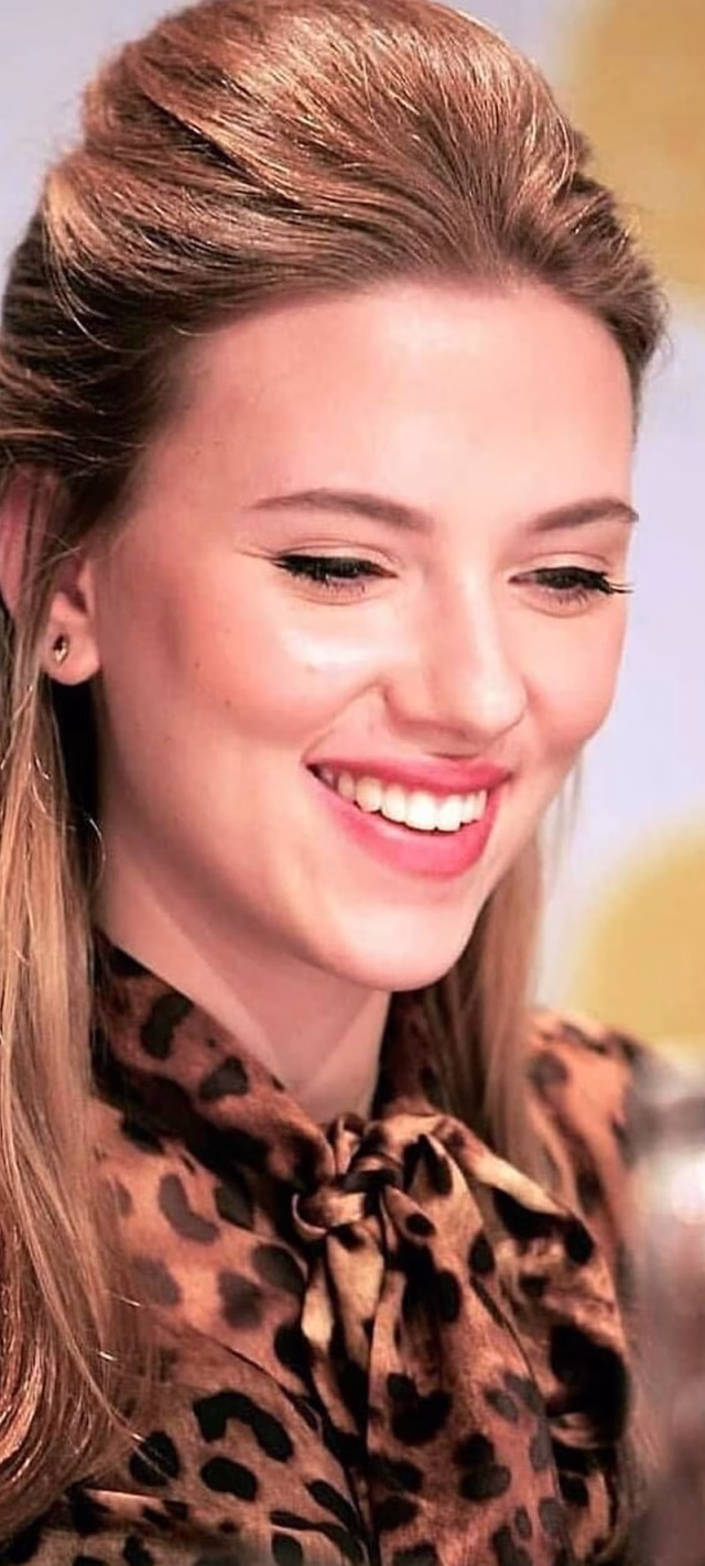 HD-wallpaper-scarlett-johansson-johansson-scarlett-9