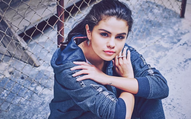 HD-wallpaper-selena-gomez-12-selena-gomez-celebrities-music-girls