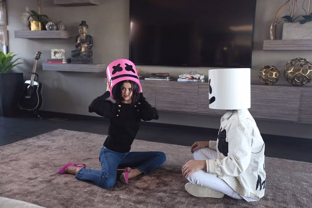 HD-wallpaper-selena-gomez-marshmello-selena-gomez-marshmello-music-dj-singer-celebrities
