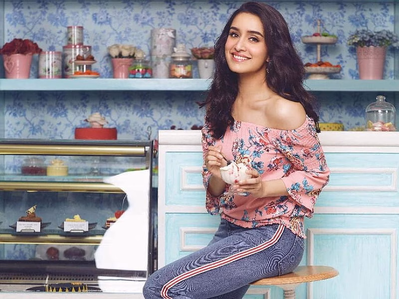 HD-wallpaper-shraddha-kapoor-14