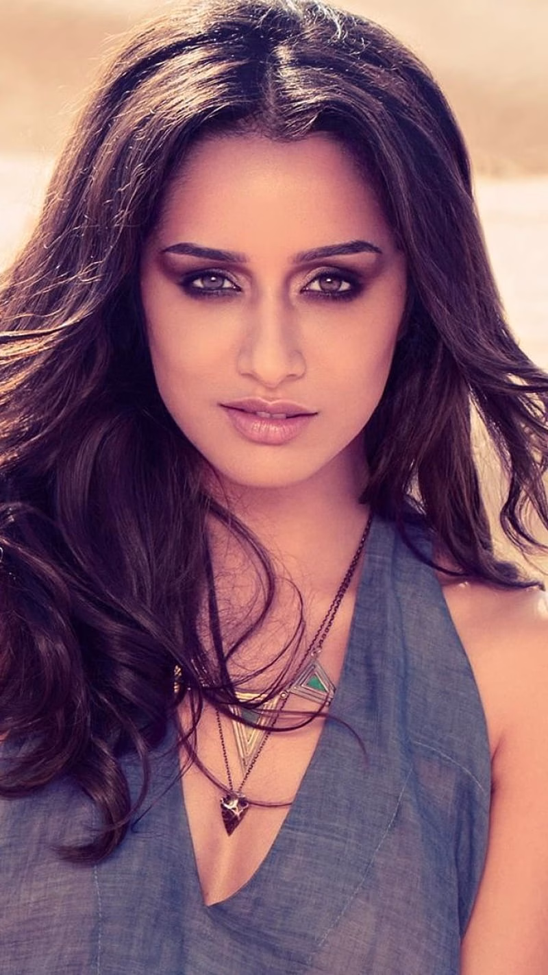 HD-wallpaper-shraddha-kapoor-22