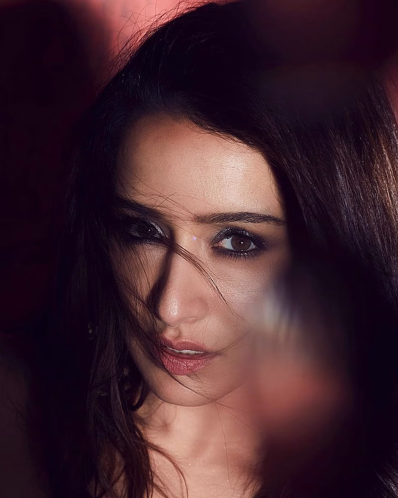 HD-wallpaper-shraddha-kapoor-actress-2