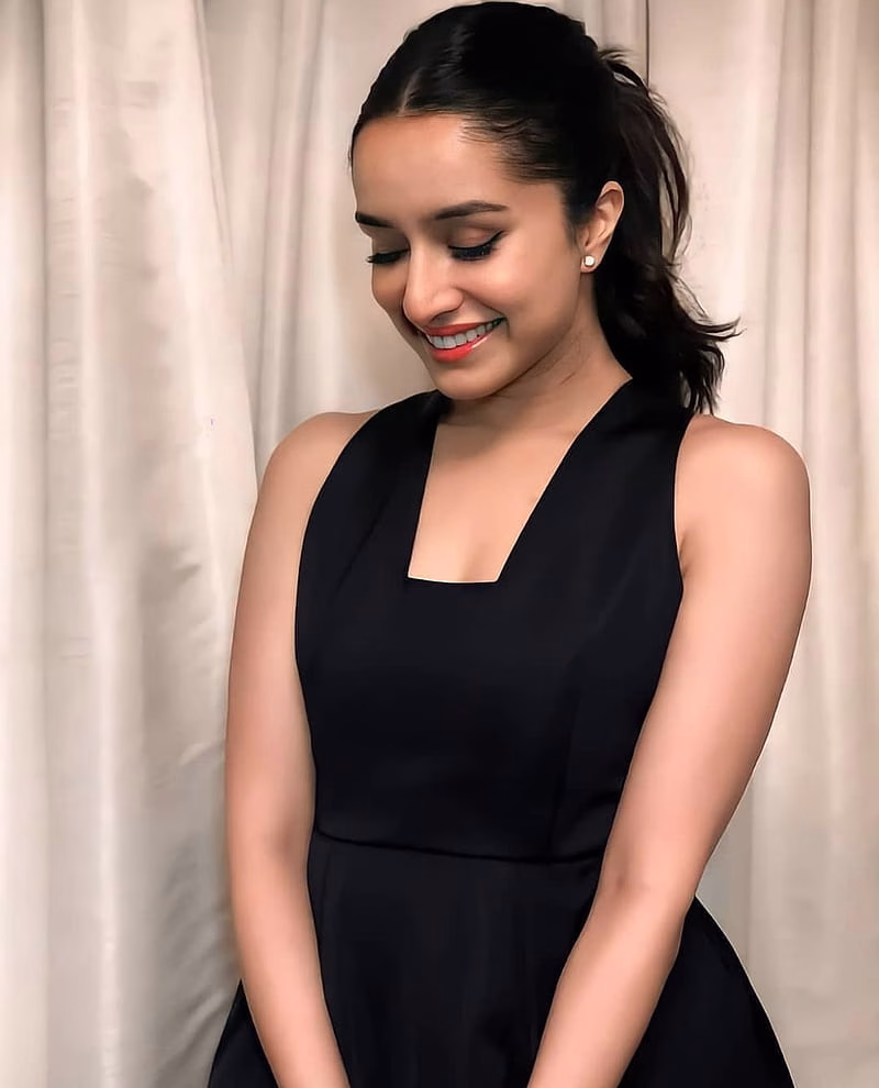 HD-wallpaper-shraddha-kapoor-bollywood-26