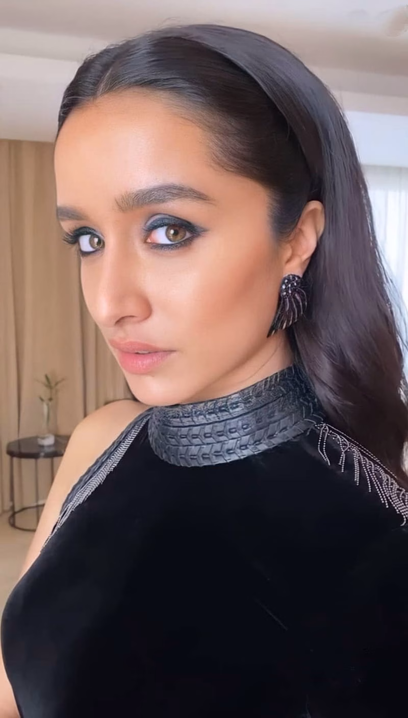 HD-wallpaper-shraddha-kapoor-bollywood-35