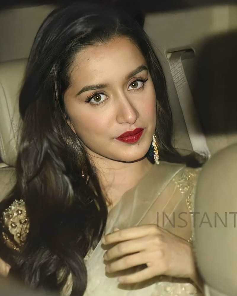 HD-wallpaper-shraddha-kapoor-bollywood-38