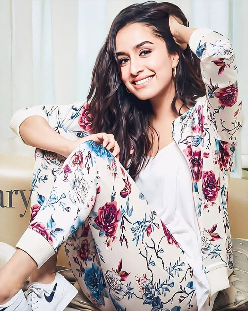 HD-wallpaper-shraddha-kapoor-bollywood-53