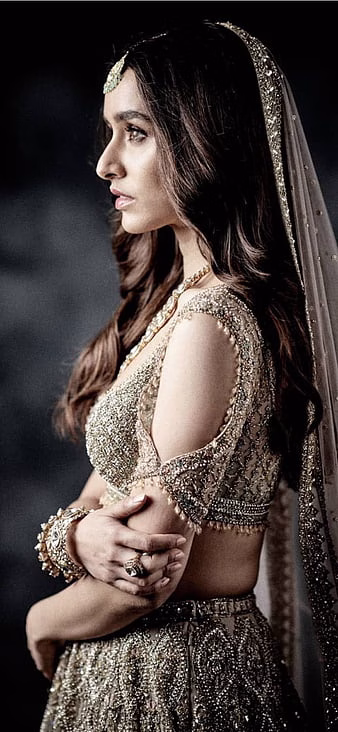 HD-wallpaper-shraddha-kapoor-bollywood-actress-thumbnail-1
