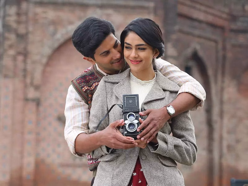 HD-wallpaper-sita-ramam-box-office-collection-day-2-dulquer-salmaan-mrunal-thakur-and-rashmika-mandanna-s-film-collects-around-rs-4-50-crore-telugu-movie-news-times-of-india