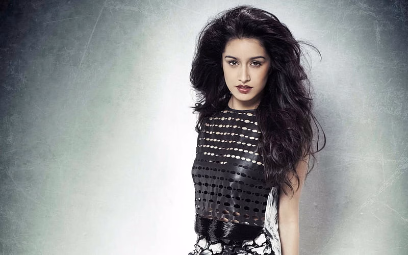 HD-wallpaper-sraddha-kapoor-bollywood-celebrity-beautiful-girl-actress-shraddha-kapoor-brunette