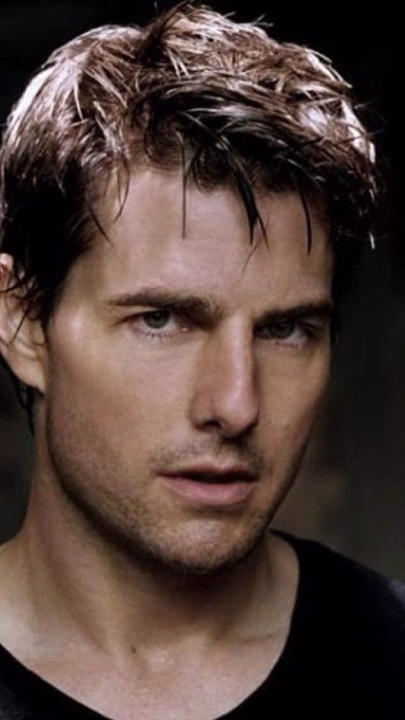 HD-wallpaper-stylish-tom-cruise-superstar-hollywood-celebrity-handsome-tom-cruise