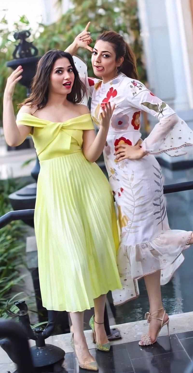 HD-wallpaper-tamannah-and-kajal-kajal-agarwal-tamannah-bhatia-tollywood