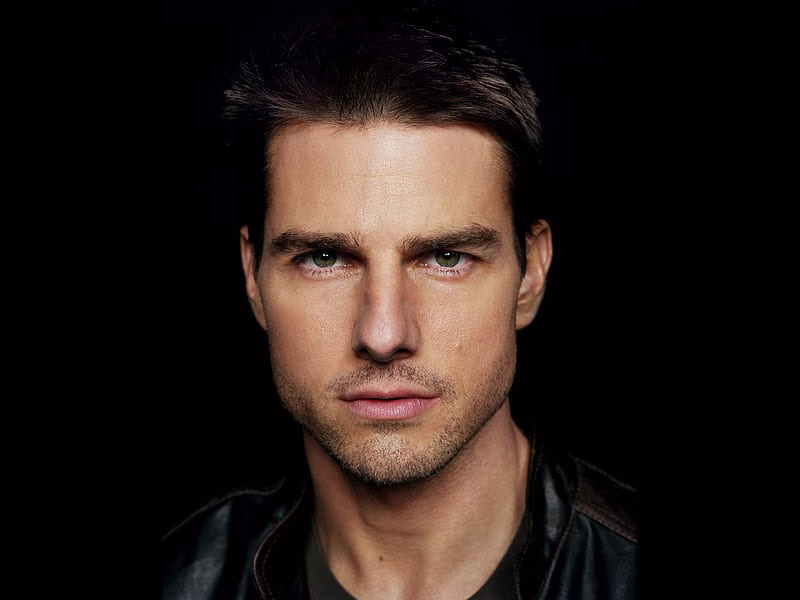 HD-wallpaper-tom-cruise-cute-male-action-actor-great-green-eyes-pretty-face