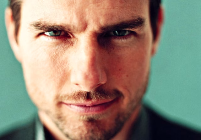HD-wallpaper-tom-cruise-green-close-up-face-man-actor