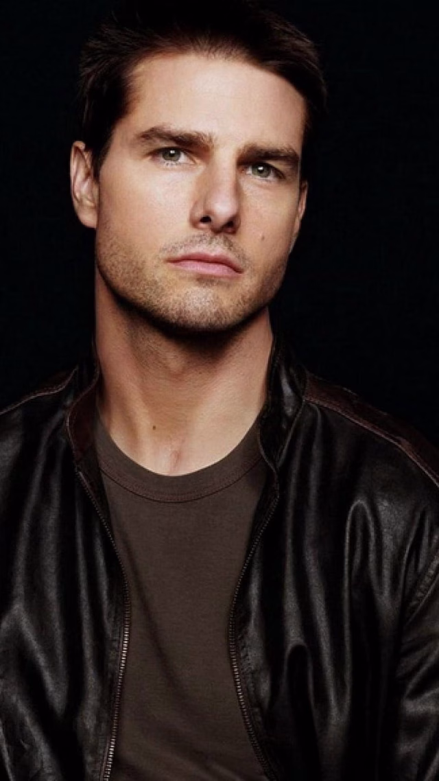 HD-wallpaper-tom-cruise-handsome-superstar-hollywood-celebrity-tom-cruise-man-alpha-male