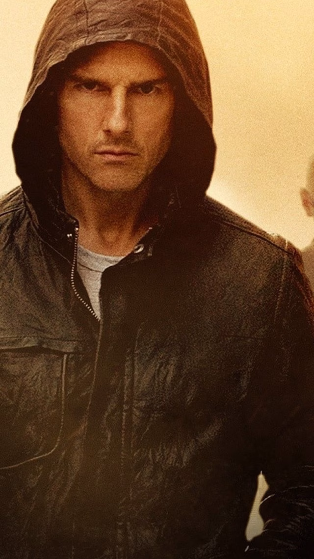 HD-wallpaper-tom-cruise-hoodie-superstar-hollywood-celebrity-handsome-tom-cruise