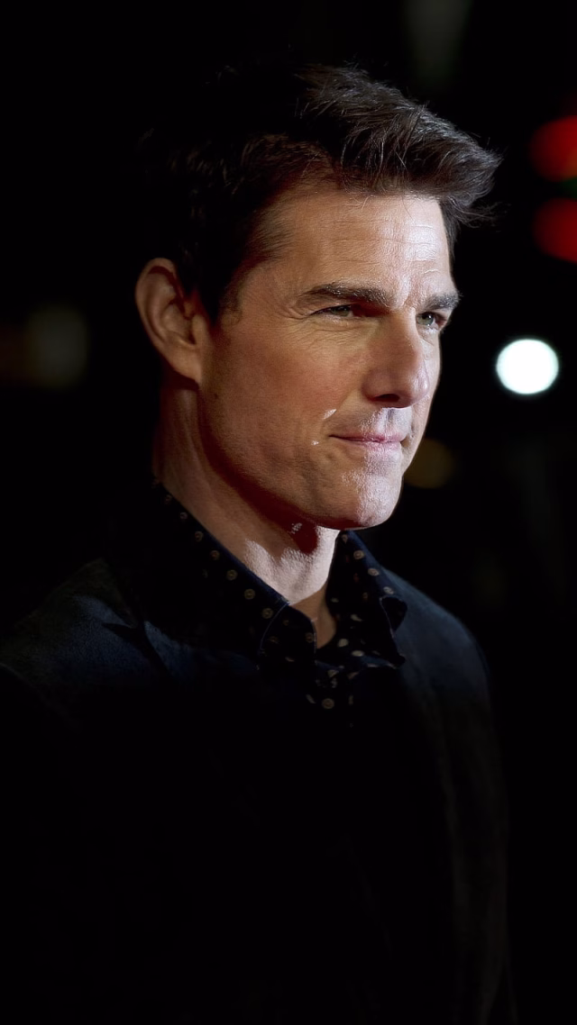 HD-wallpaper-tom-cruise-in-mission-impossible-tom-cruise-mission-impossible-superstar-hollywood-celebrity-handsome