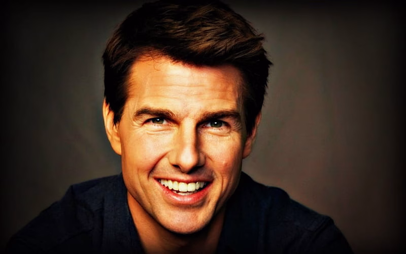 HD-wallpaper-tom-cruise-male-black-smile-man-actor