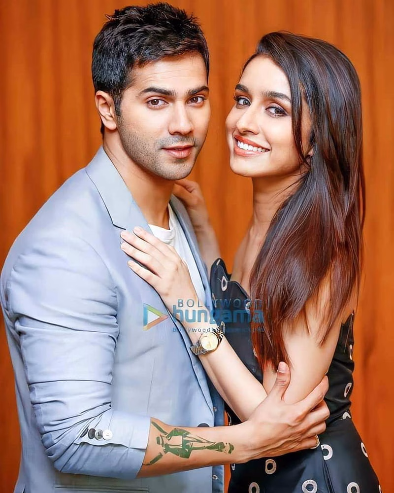 HD-wallpaper-varun-and-shraddha-actor-actress-babe-bollywood-couple-dhawan-kapoor