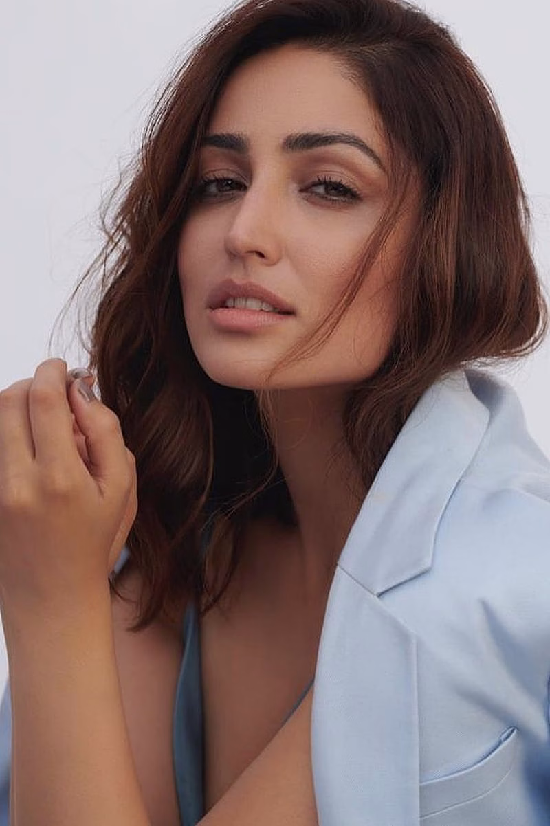 HD-wallpaper-yami-gautam-actress-beautiful-bollywood-indian-beauty-1