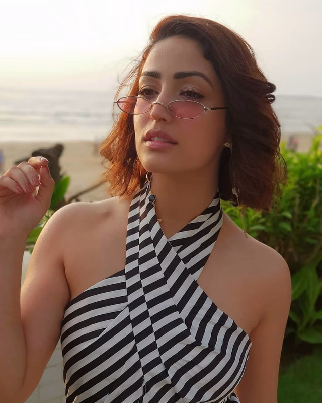 HD-wallpaper-yami-gautam-actress-beautiful-bollywood-indian-beauty-13