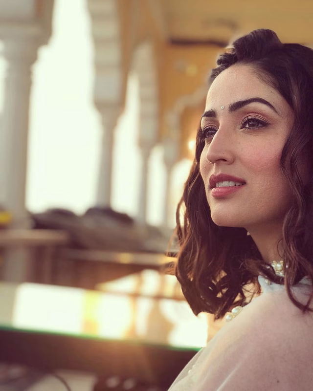 HD-wallpaper-yami-gautam-actress-beautiful-bollywood-indian-beauty-6