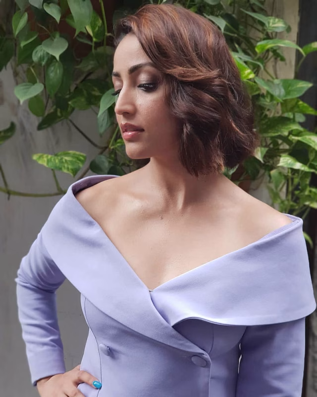 HD-wallpaper-yami-gautam-actress-beautiful-bollywood-indian-beauty-milky-beauty-5