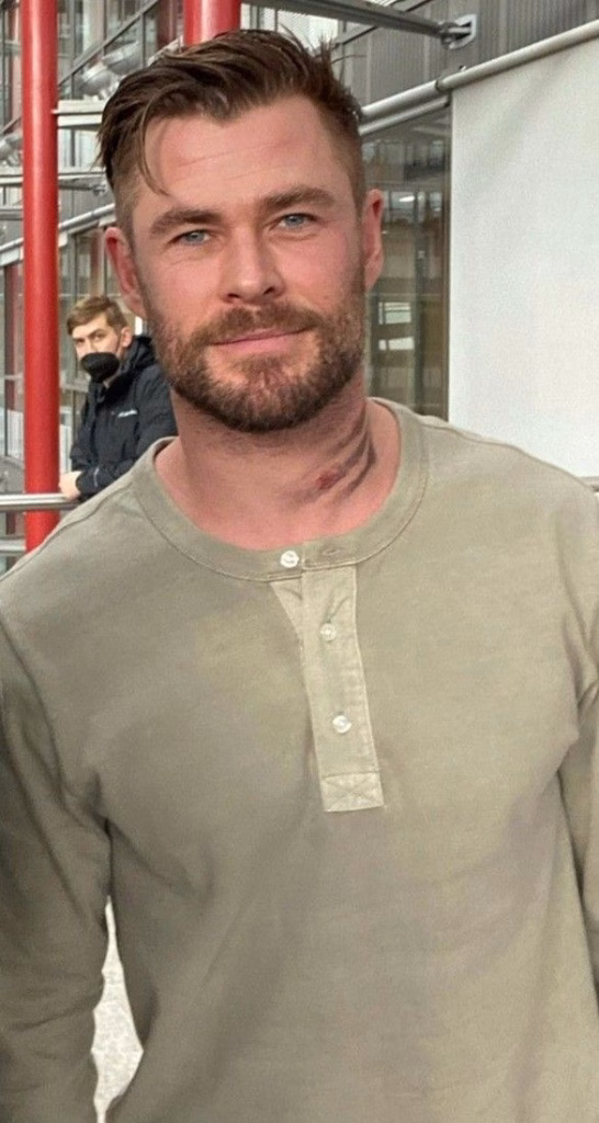Chris Hemsworth