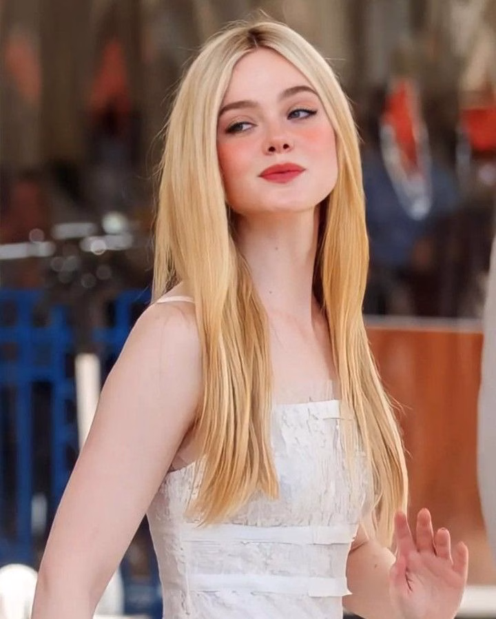 Elle Fanning
