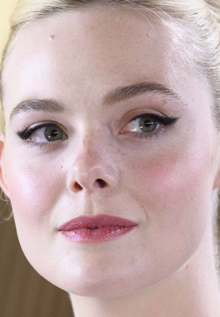 Elle Fanning