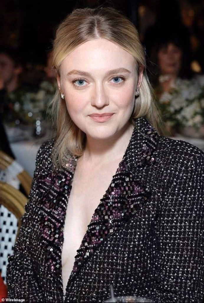 Elle Fanning
