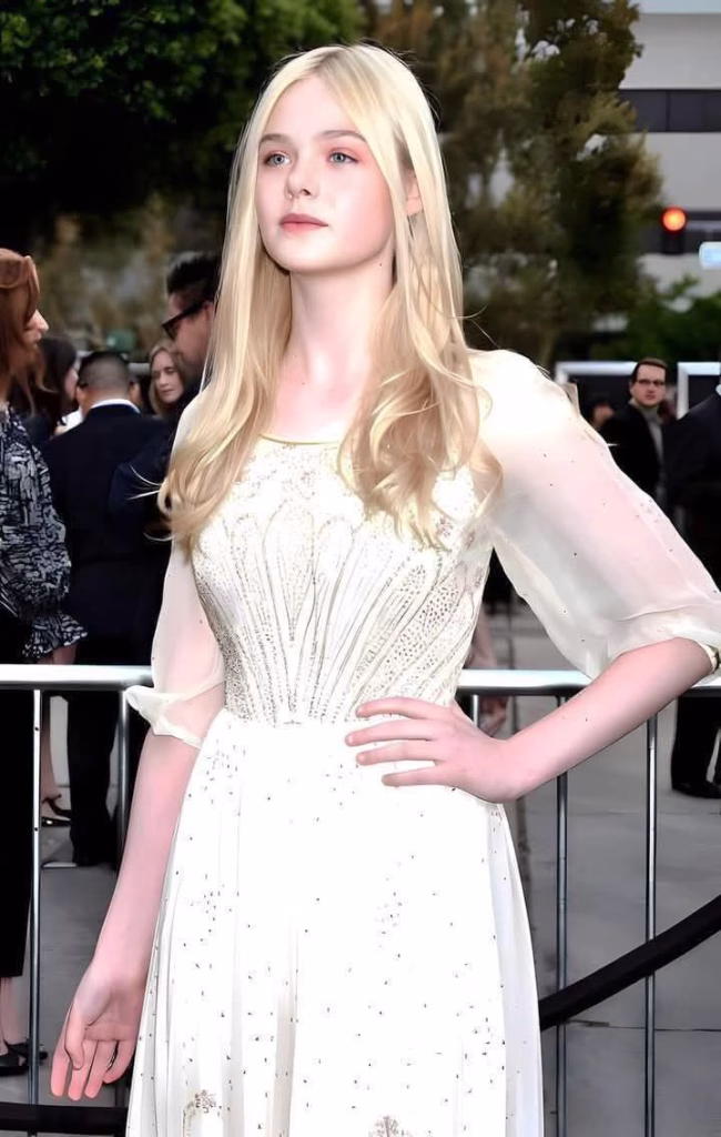 Elle Fanning