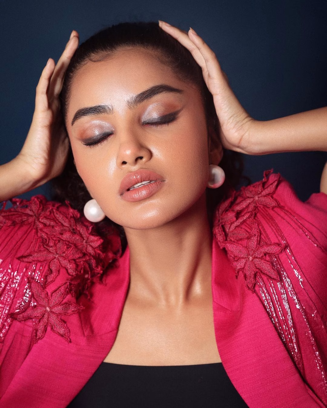 1036109458014725485_1