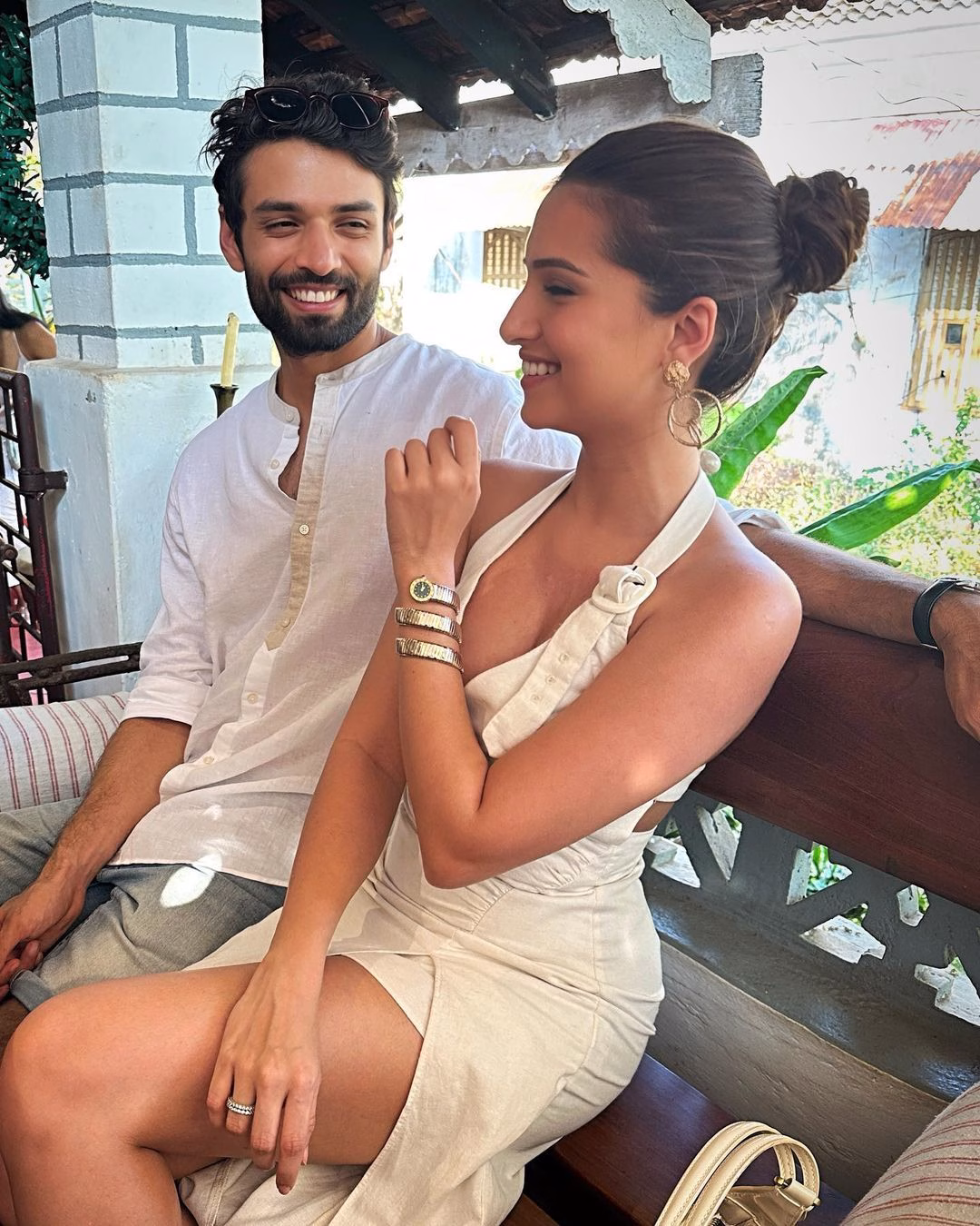 1036109458016675899_1