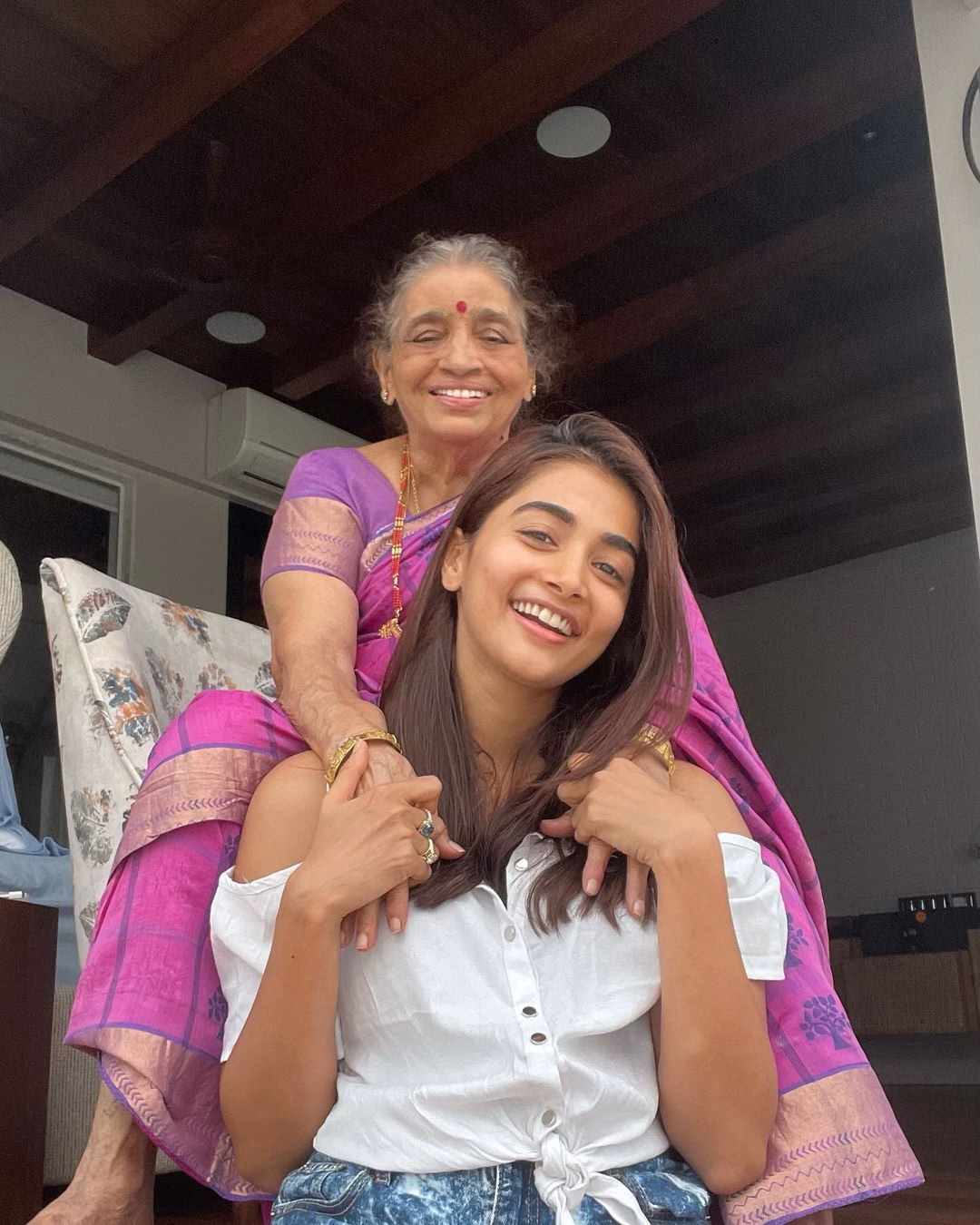 1036109458019662677_1