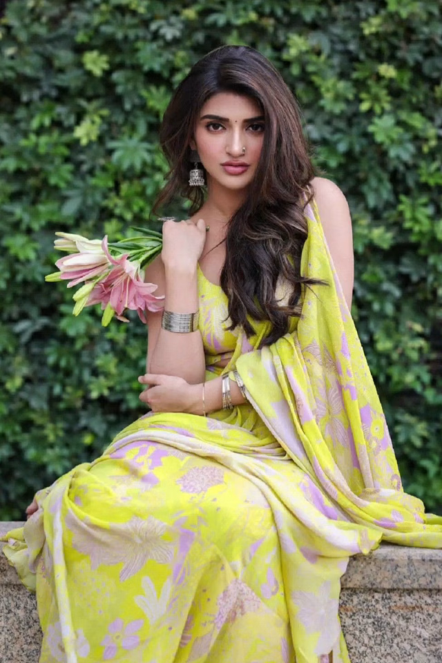 1036109458021196718_1