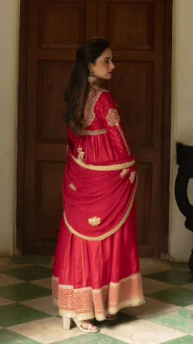 1036109458021196830_1