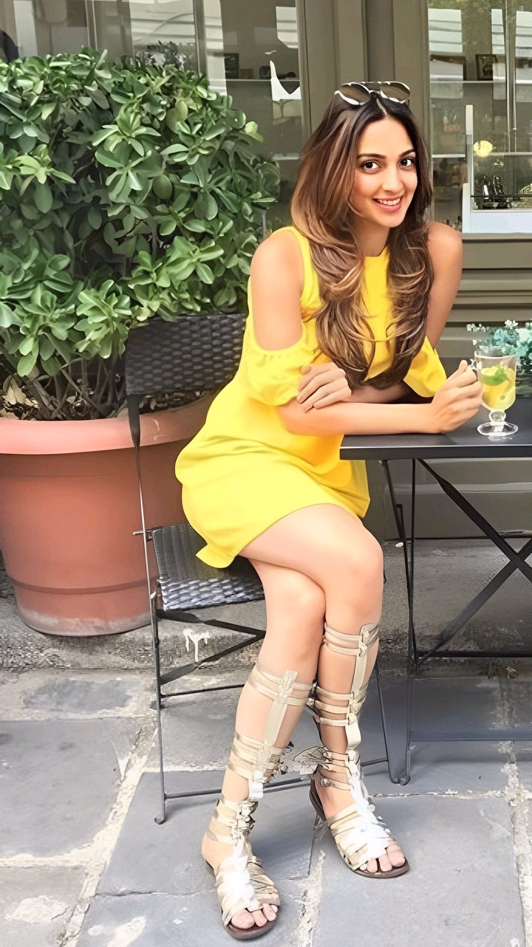 1036109458021197578_1