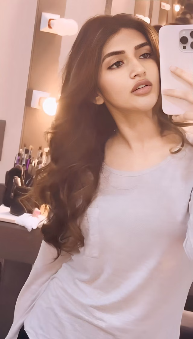 1036109458021290329_1