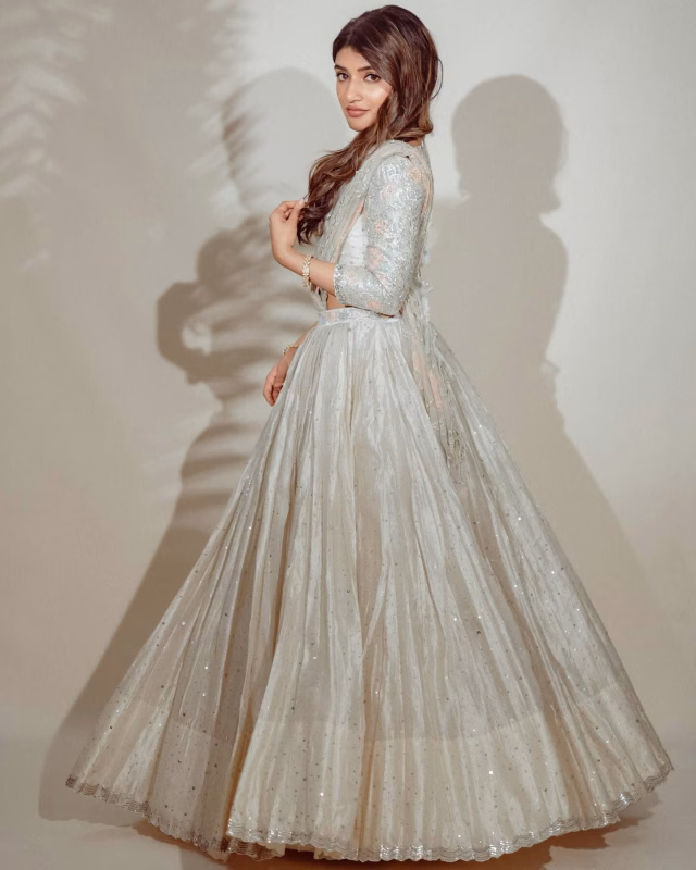 1036109458021686939_1