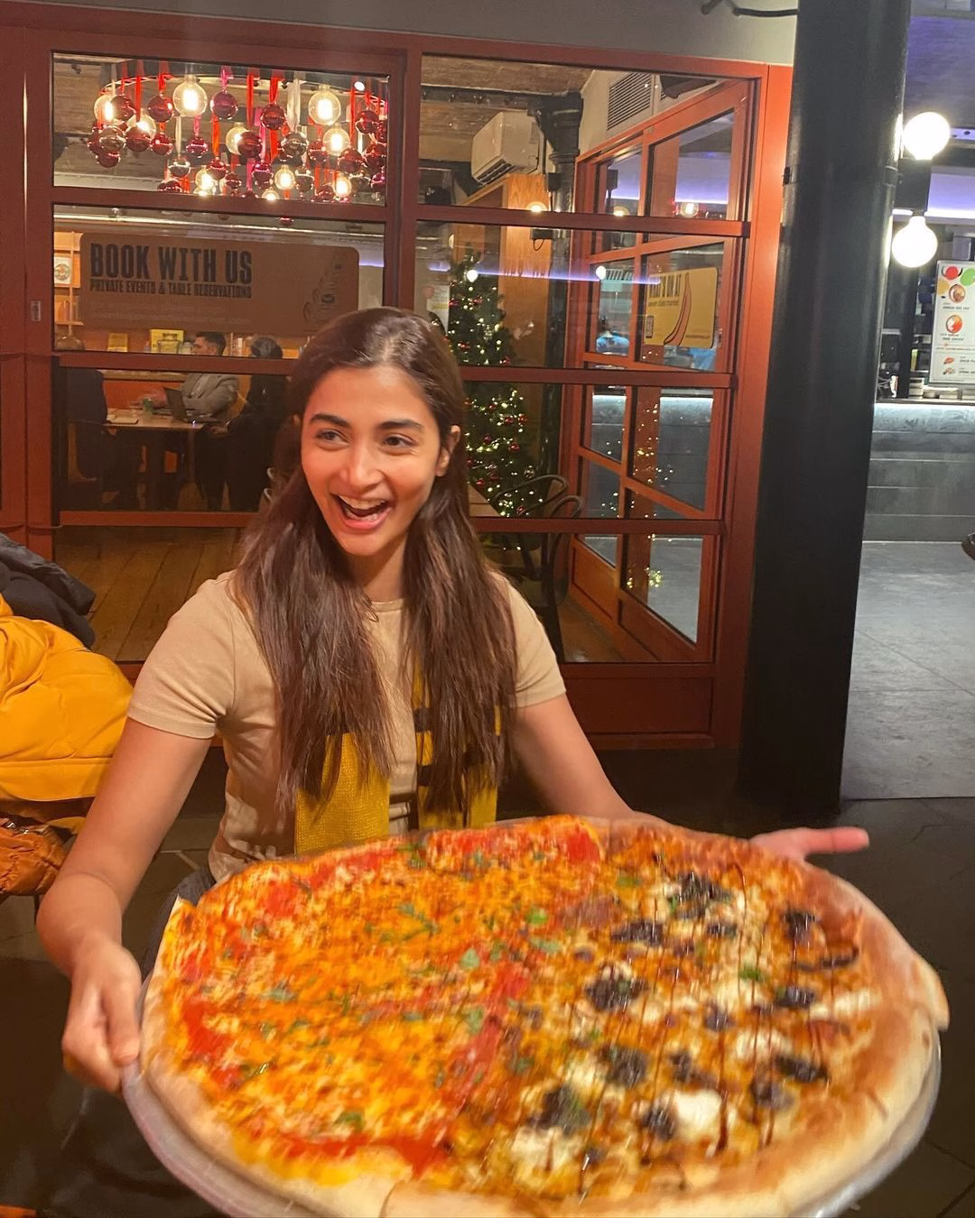 1036109458022374731_1