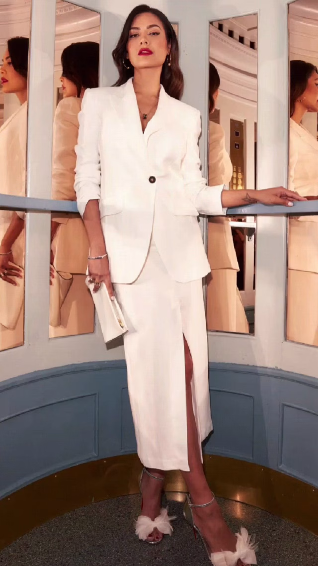 1036109458022583828_1