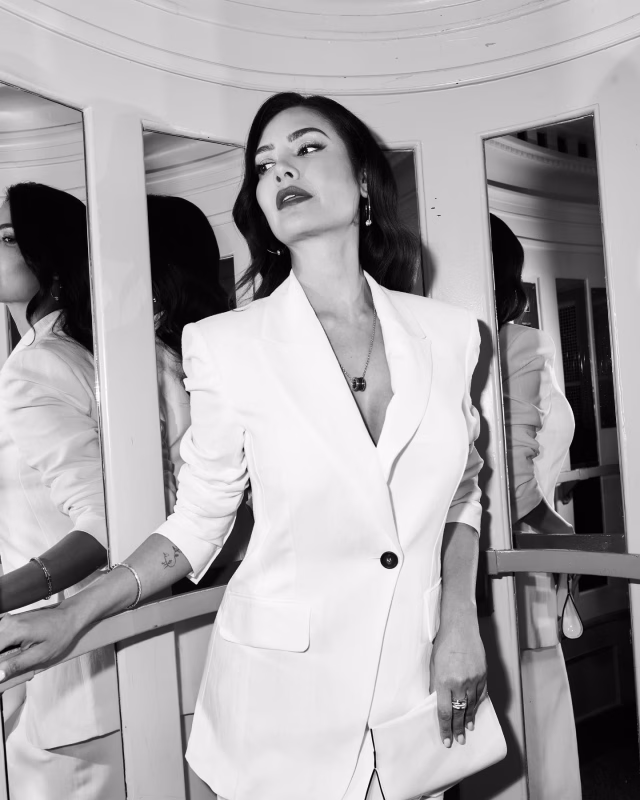 1036109458022643426_1