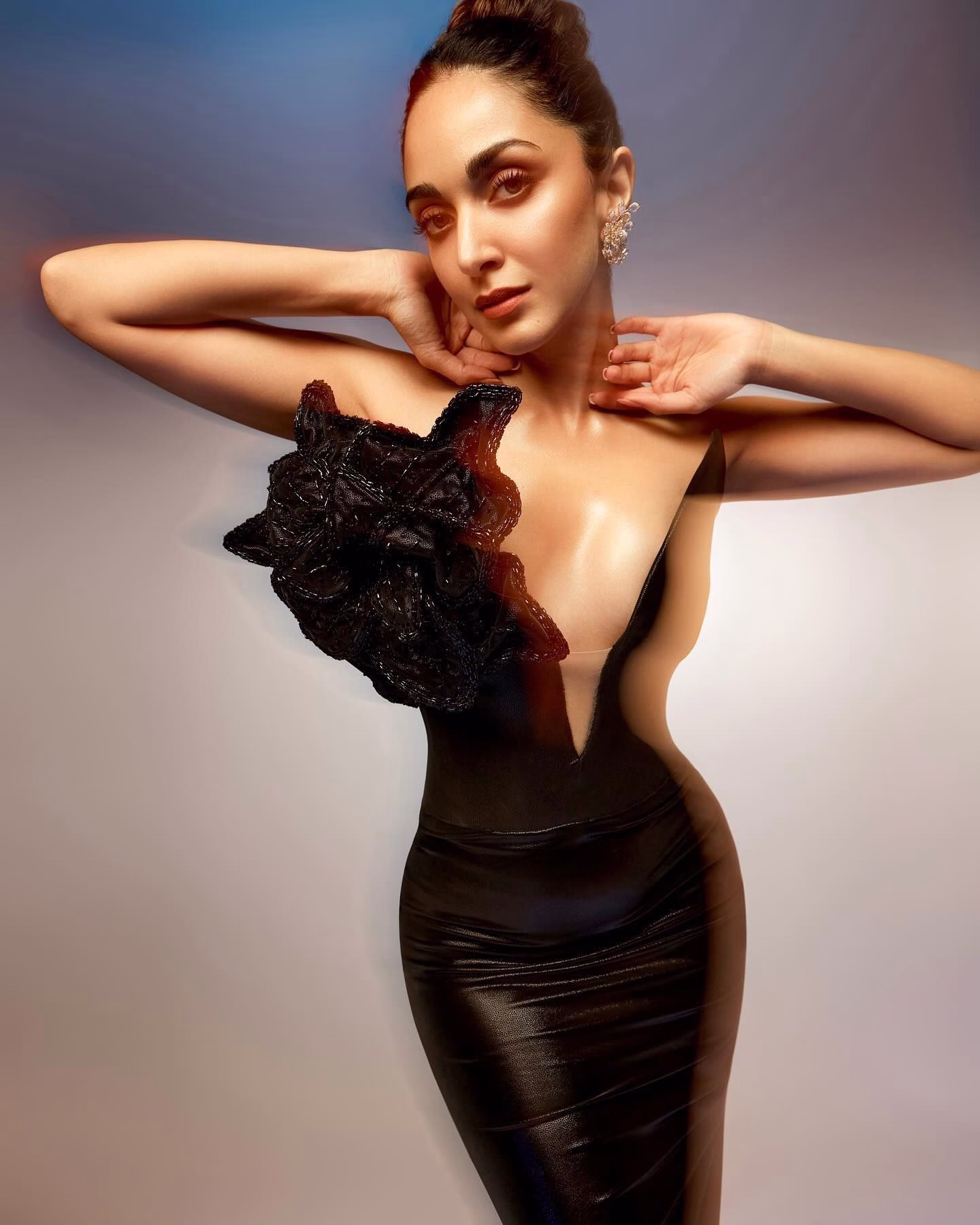 1036109458023006468_1