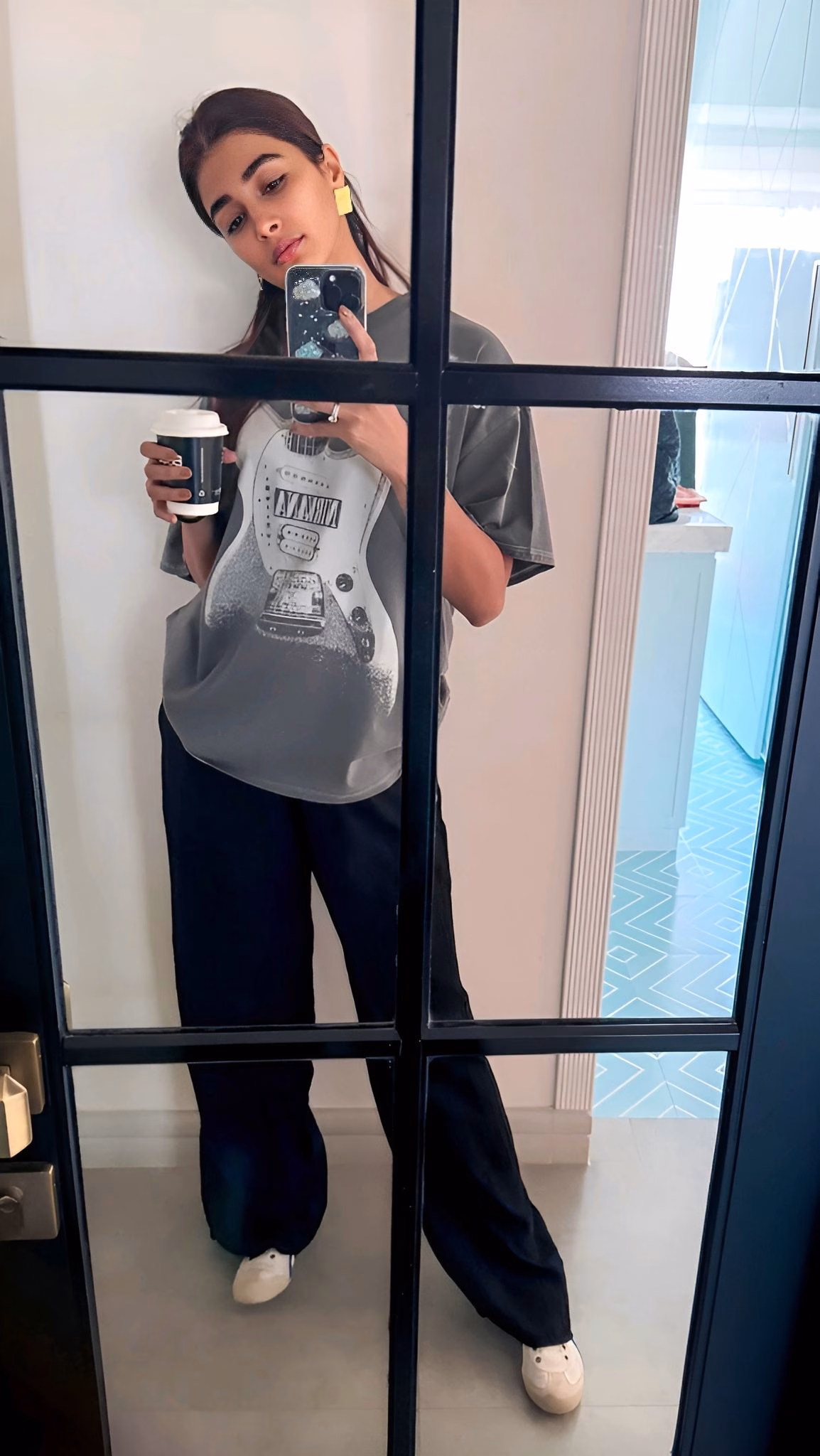 1036109458023561401_1