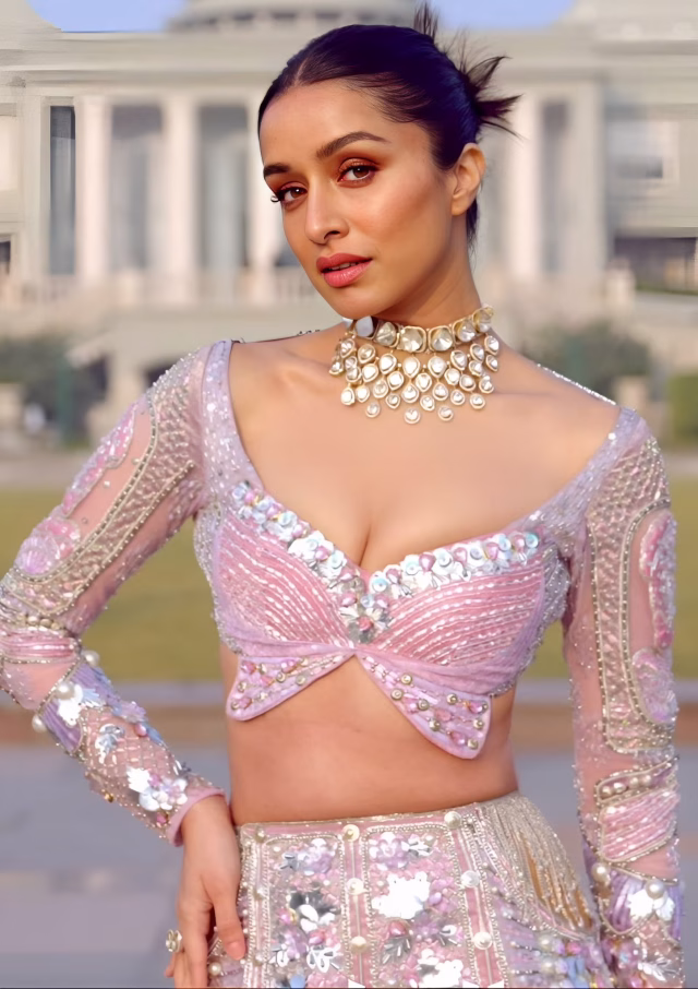 1036109458024942075_1