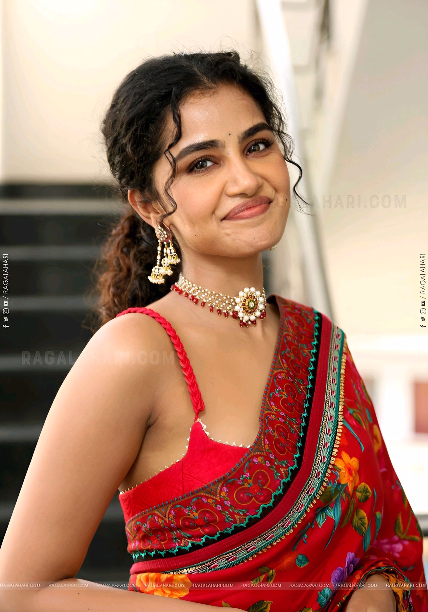 1036109458025833840_1