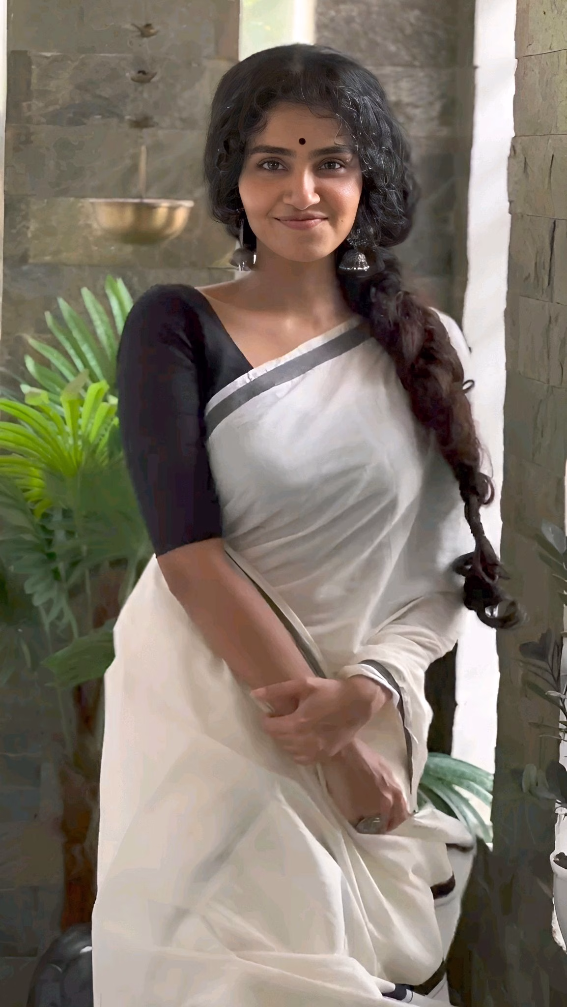 1036109458026105044_1